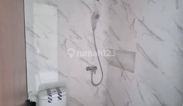 Rumah murah desain mewah dikawasan elit Pakuwon City kondisi baru gress bisa KPR 6
