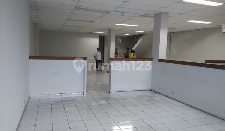 Affordable Strategic Shop House on Main Road Near Delta Plaza Surabaya Center