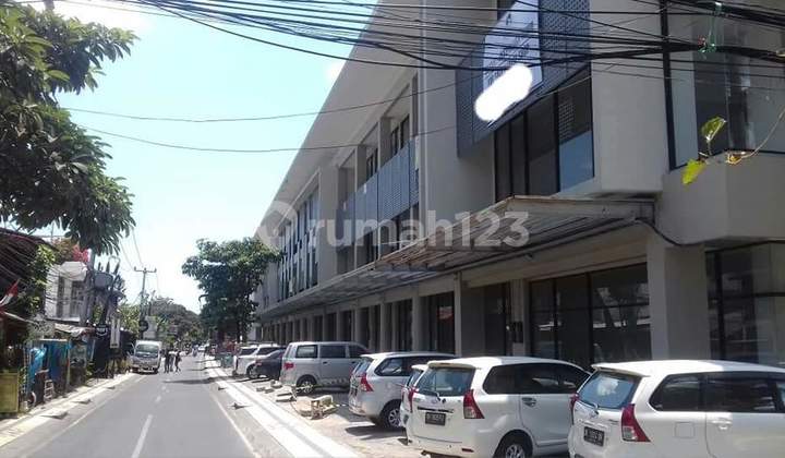 Limited Stock Strategic Shop House on Jl Raya Drupadi, Central Seminyak Bali 2