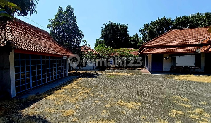 Strategic Ex Restaurant Ruko on Main Road Pasutuan Bangil Near Toll