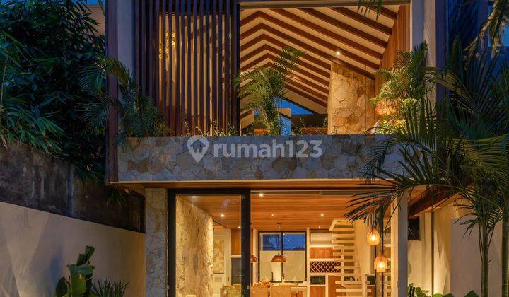 1 Harga Untuk 4 Villa Baru Mewah Di Pantai Melasti Kuta Bali 1