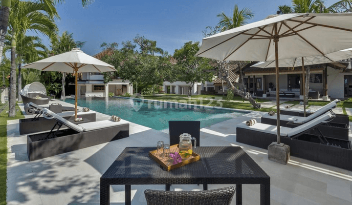 Villa Super Mewah Dg View Sawah Di Pantai Pererenan Bali 2