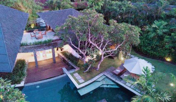 Villa Mewah Karya Desainer Terkenal Gm Architect Di Umalas Bali  2