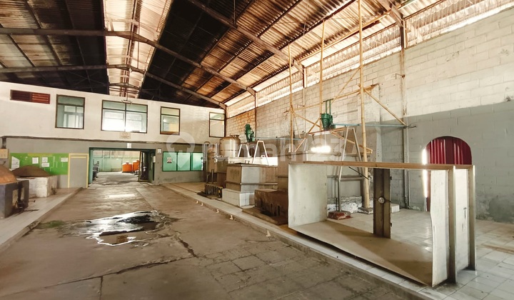 Pabrik Kecap Terkenal Sejak Th 1800 Lokasi Strategis Jln Raya Provinsi Probolinggo Pabrik Kecap Terkenal Sejak Th 1800 Lokasi Strategis Jln Raya Provinsi Probolinggo