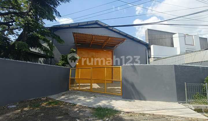 Gudang Baru Renov Strategis 2Km ke Pelabuhan Tanjung Perak Sby Gudang Baru Renov Strategis 2Km ke Pelabuhan Tanjung Perak Sby