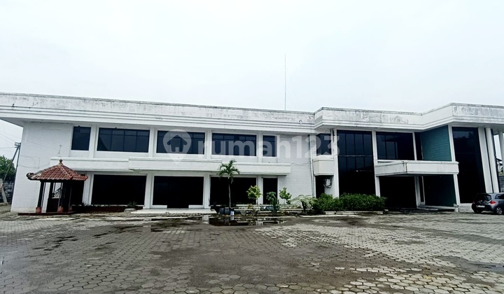 Scarce Stock Strategic Warehouse on Jl Raya Wonoayu Near Krian Sda