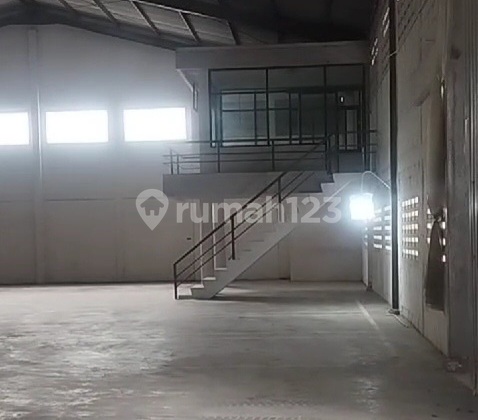 Affordable Warehouse Strong Building Flood Free Bypass Krian Sidoarjo Affordable Warehouse Strong Building Flood Free Bypass Krian Sidoarjo