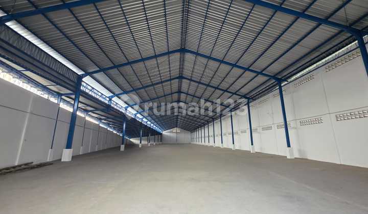 New Warehouse Large Size Strategic Location Buduran Sidoarjo