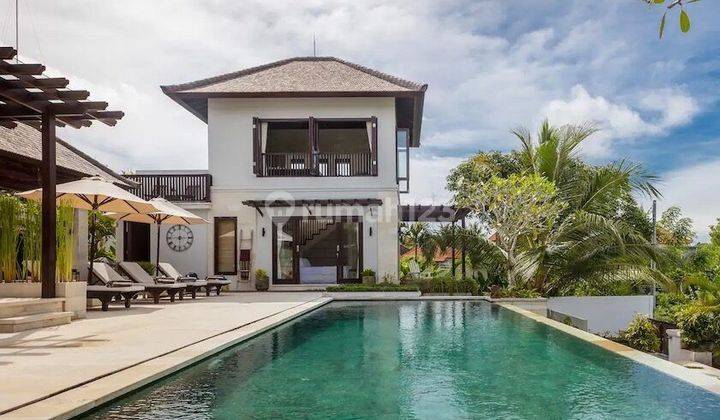 Villa Mewah Lokasi Bagus Di Bukit Ukuwatu Bali Dg View Alam  1