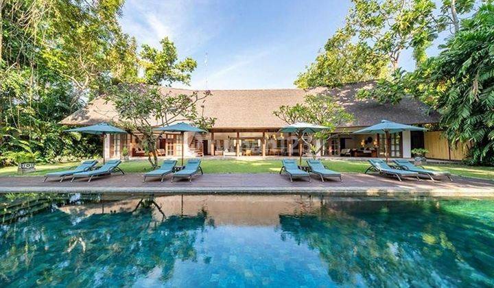 Villa Natural Mewah Yg Indah Dg 3 Rumah Terpisah Di Canggu Bali  1