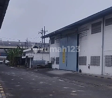 Affordable Warehouse Strong Building Flood Free Bypass Krian Sidoarjo Affordable Warehouse Strong Building Flood Free Bypass Krian Sidoarjo