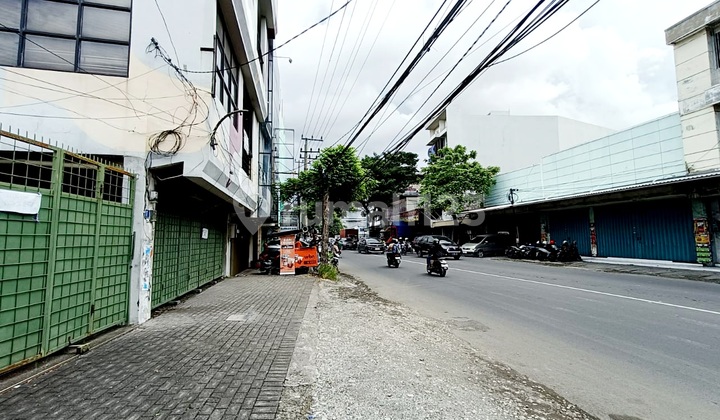 Limited Stock Strategic Super Shophouse on Rungkut Industrial Main Road, Surabaya Limited Stock Strategic Super Shophouse on Rungkut Industrial Main Road, Surabaya