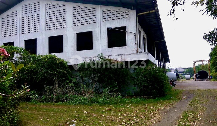 Cheap SHM Land Ex Ship Workshop in Kepatihan Industrial Benowo Surabaya Cheap SHM Land Ex Ship Workshop in Kepatihan Industrial Benowo Surabaya