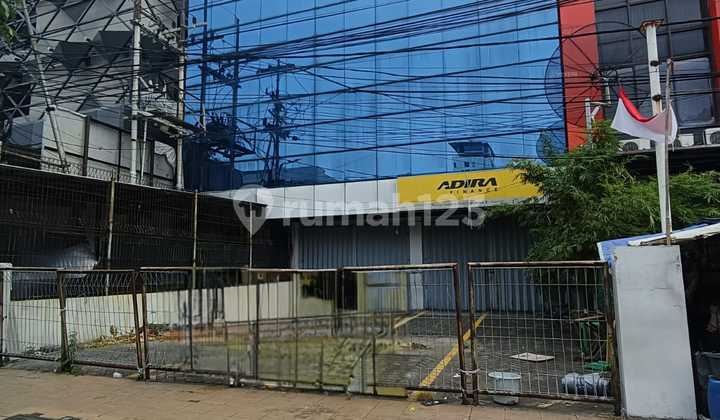 Affordable Strategic Shop House on Main Road Near Delta Plaza Surabaya Center