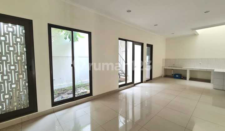 Rumah Summarecon Bandung Cluster Btari