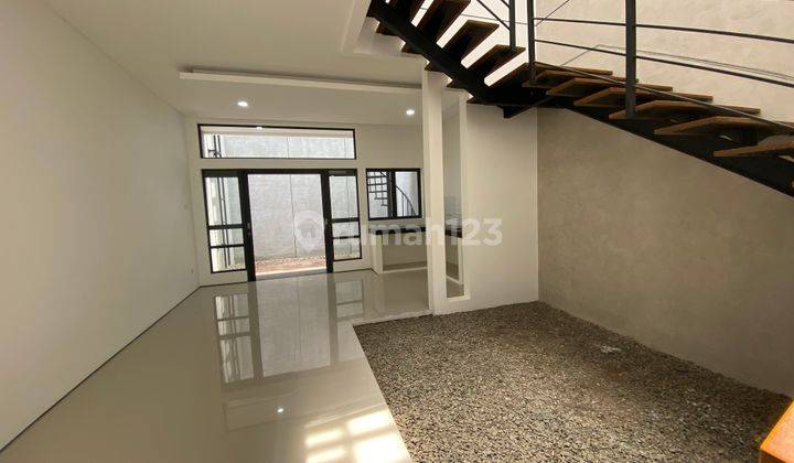 Rumah Setraduta Baru Minimalis 2
