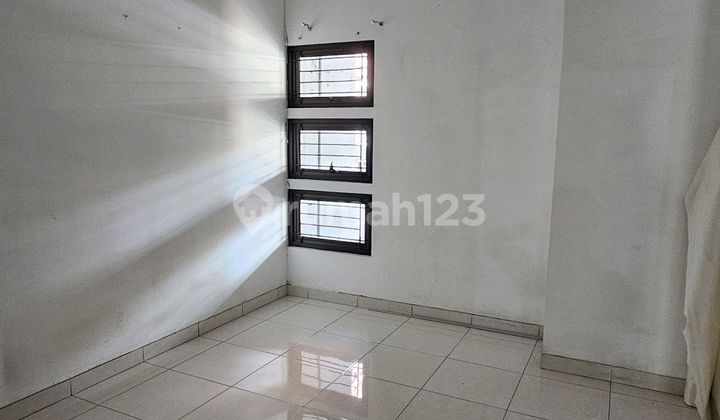 For Sale Minimalist House Taman Holis Indah 2 Bandung 2