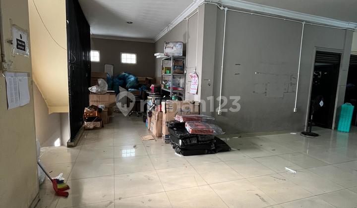 For Sale: 10-Meter Wide Shop House in Caringin 2