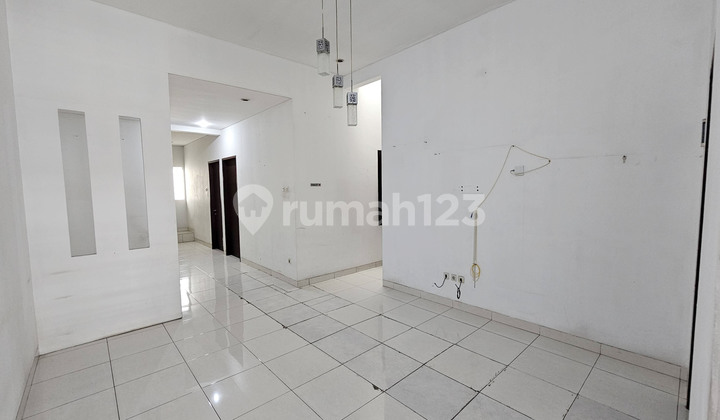 Dijual Rumah Taman Holis Indah 2 Bandung Minimalis 2