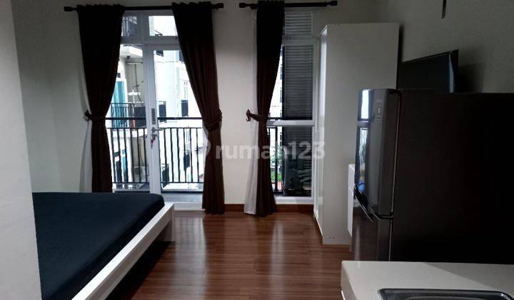 Puri Orchard apartemen lantai 5 Furnished  1