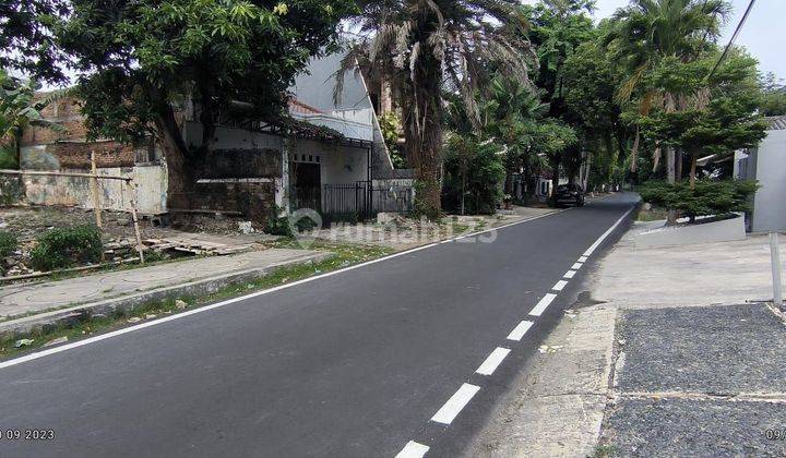 Cempaka Putih rumah tua hitung tanah saja. SHM Tenggara 2