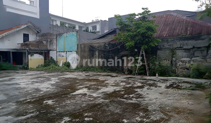 Plot 816m2 Menteng. Central Jakarta, behind Saint Ignatius Loyola Catholic Church.