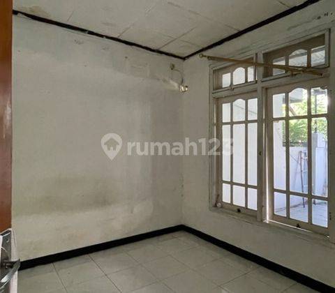Rumah Dijual di Darmo Indah Sari V Blok Bb Surabaya Barat 8