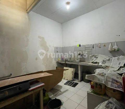 Rumah Disewakan di Putat Gede Timur Iv Surabaya Barat 10