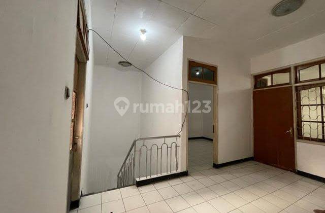 Rumah Disewakan di Putat Gede Timur Iv Surabaya Barat 14