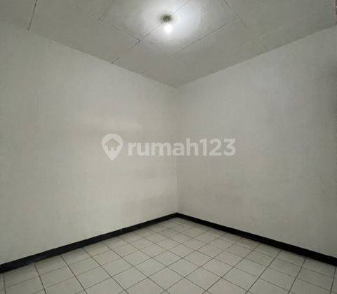 Rumah Disewakan di Putat Gede Timur Iv Surabaya Barat 21