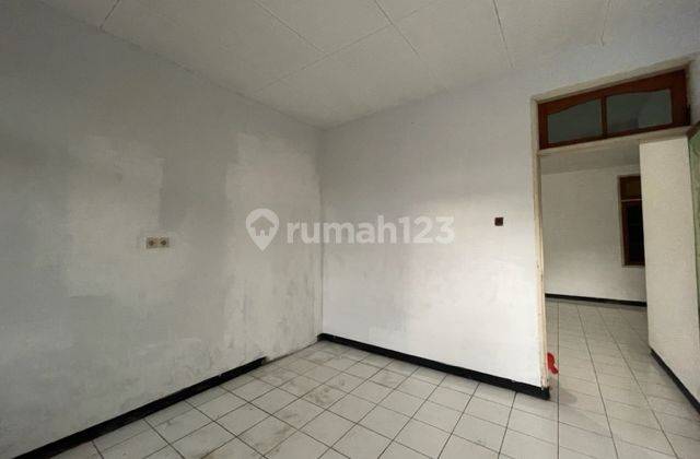 Rumah Disewakan di Putat Gede Timur Iv Surabaya Barat 62