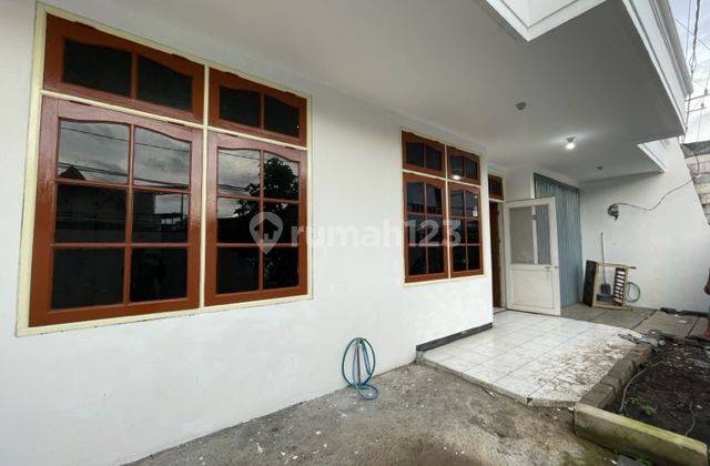 Rumah Disewakan di Putat Gede Timur Iv Surabaya Barat 64