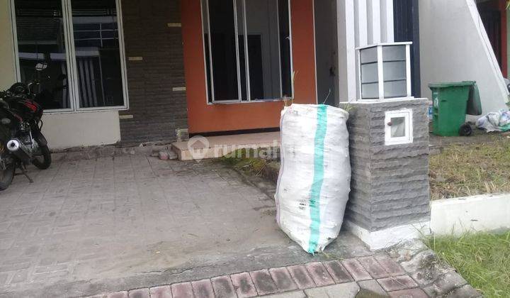 Rumah Dijual di La Diva Blok D1,menganti Surabaya 1