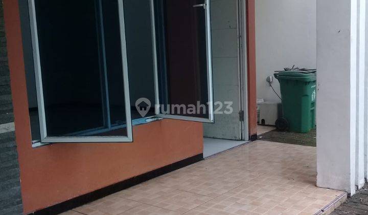 Rumah Dijual di La Diva Blok D1,menganti Surabaya 2