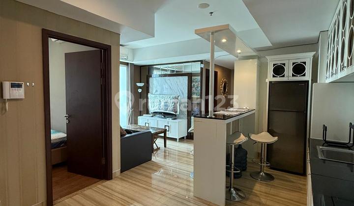 For Rent Grand Sungkono Lagoon Venetian Tower #27, Surabaya 2