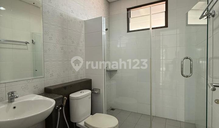 House for Rent Satelit Indah Blok In, Surabaya 2