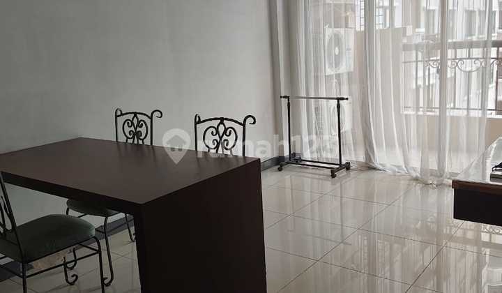 Disewakan Apartemen Waterplace Furnished A#0803, Pakuwon Indah - Surabaya 2