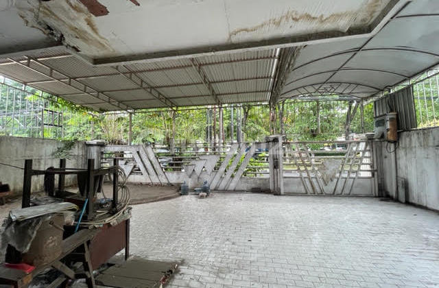 Rumah dijual hitung Tanah di Ry. Sukomanunggal Jaya Blok BB, Surabaya 2