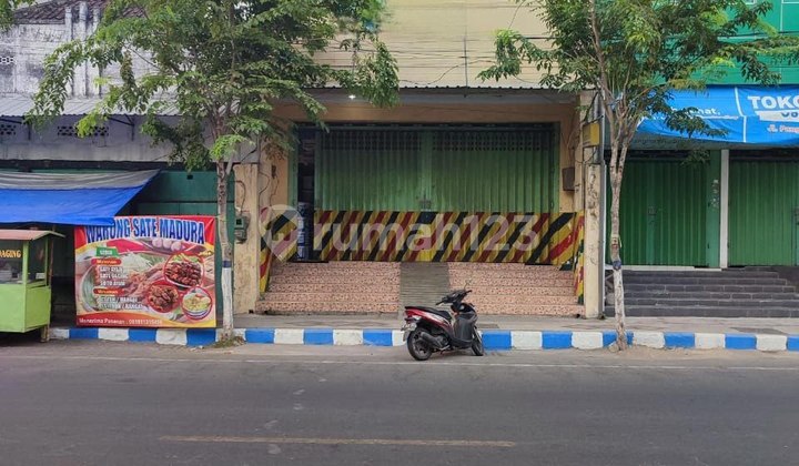Toko & Gudang Dijual di Pusat Kota Jl Panglima Sudirman, Sampang - Madura 2