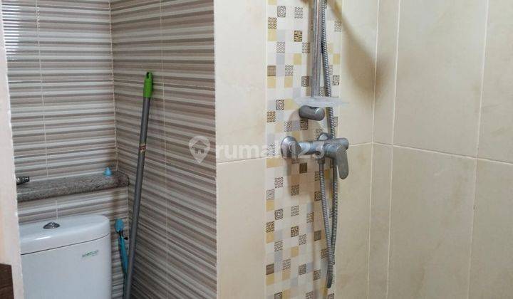 Disewakan Apartemen Puncak Bukit Golf A 11, Surabaya 2