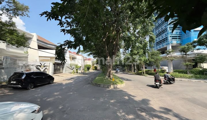 Dijual Rumah di Dharmahusada Indah Gang 2, Surabaya 2
