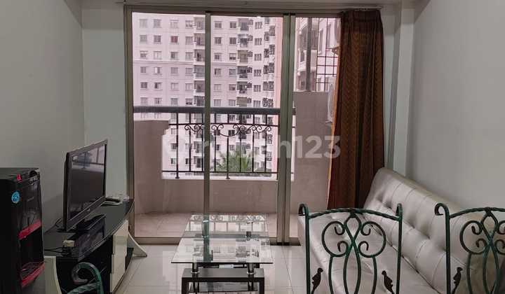 Disewakan Apartemen Waterplace with balcony A#08A, Pakuwon Indah - Surabaya 2