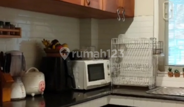 Rumah Bagus 1,5 Lantai Dengan Lokasi Bagus Di Permata Buana