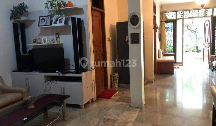 Rumah 1 1/4 Lantai Di Intercon Dengan Lokasi Bagus Sekali 2