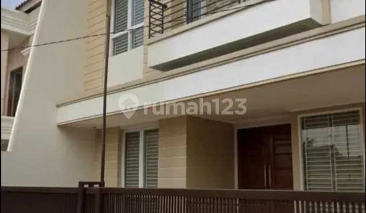 Rumah Baru Minimalis.di Taman Meruya Illir