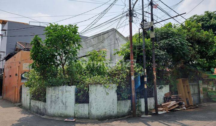 Rumah tua hitung tanah cocok untuk kos kosan 1