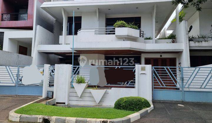 Rumah bagus dengan lingkungan bagus di Intercon 1