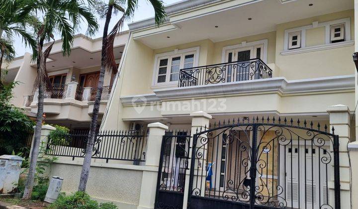 Rumah bagus sekali dan apik di Puri indah dengan harga menarik 1