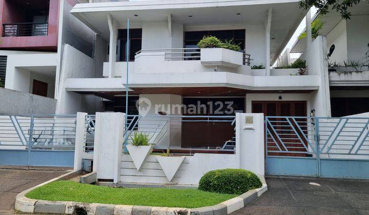 Rumah bagus siap huni di intercon dengan harga murah 1