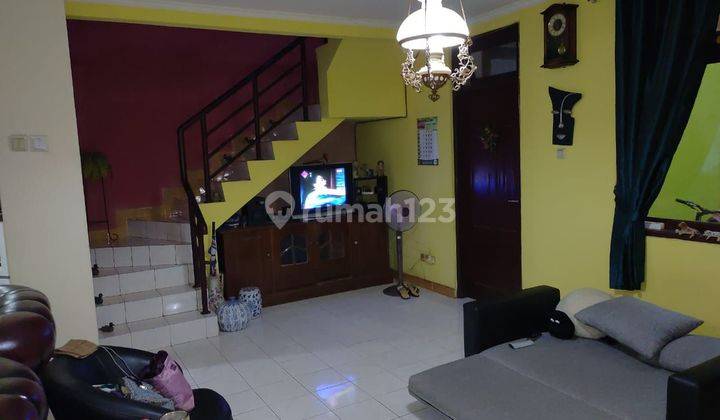 Rumah Lama 2 Lantai Hitung Tanah Di Puri Media 2